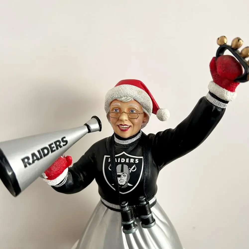 Vintage RAIDERS Sculpture MRS CLAUS NFL Christmas DANBURY MINT Figurine 11